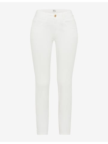 BRAX  Style Shakira S in White