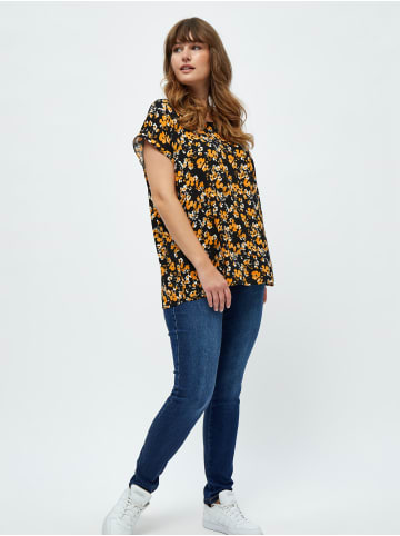 Peppercorn T-Shirt in Autumn Bloom Black Print
