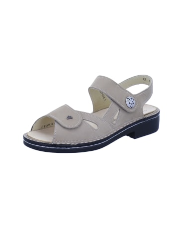Finn Comfort Sandale in beige