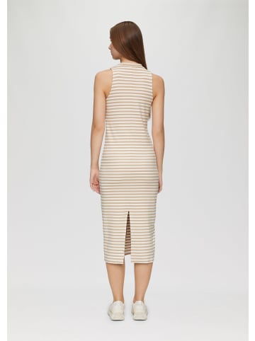 QS Kleid in 83G0_beige