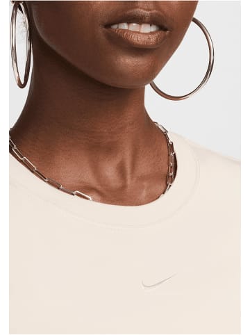 Nike Nike Cropped T-Shirts in beige