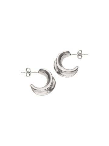 usha WHITE LABEL Women Earrings With Butterfly Clutch in Silver