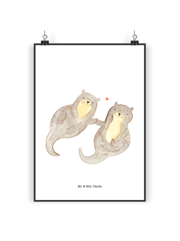 Mr. & Mrs. Panda Bild Otter Hände halten ohne Spruch in Weiß