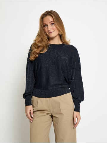 minus Pullover in Black iris Metal.