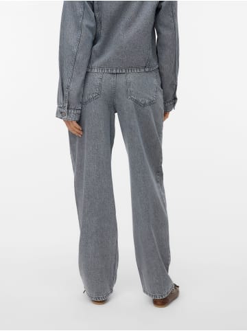Vero Moda Mom Jeans in Medium Grey Denim