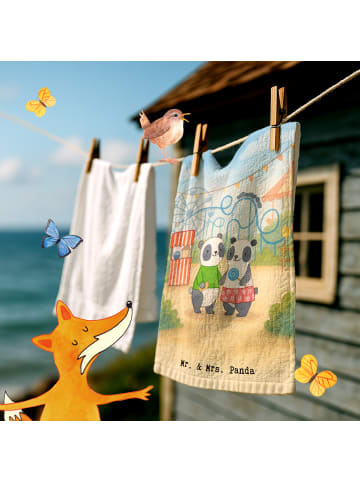 Mr. & Mrs. Panda Frotteetuch Pandas Freizeitpark besuchen Design... in Weiß
