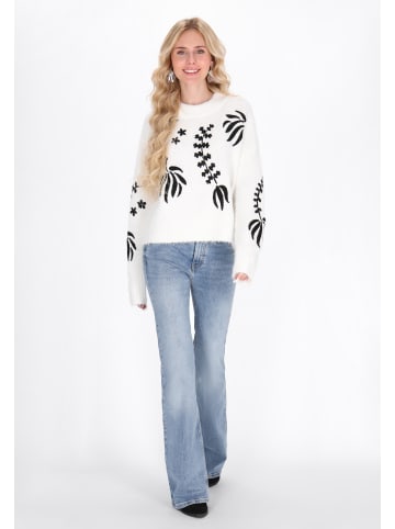 IZIA Sweater in offwhite
