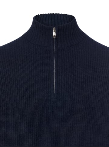 Andrew James Troyer in marine - 0001