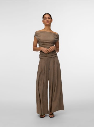 Vero Moda Hose mit weitem Beinschnitt in Chocolate Torte