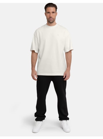 Squeqo T-Shirt in Off White