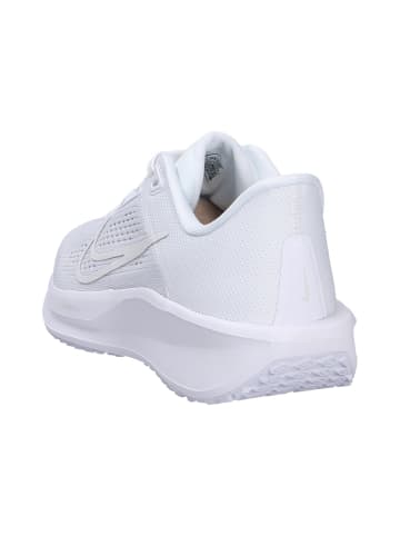 Nike Sneaker QUEST 6 in weiß