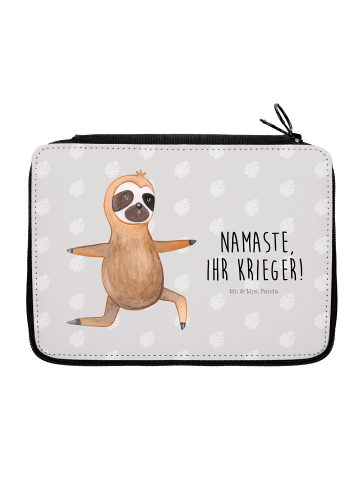 Mr. & Mrs. Panda Federmappe Faultier Yoga mit Spruch in Grau Pastell