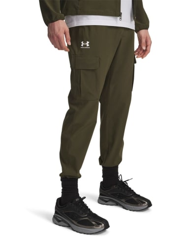 Under Armour Cargohose "Vibe Woven Cargo Pants" in Grün