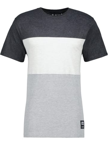 alife and kickin T-Shirt "BenAK A" in Grau