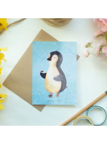 Mr. & Mrs. Panda Grußkarte Pinguin Marienkäfer ohne Spruch in Eisblau