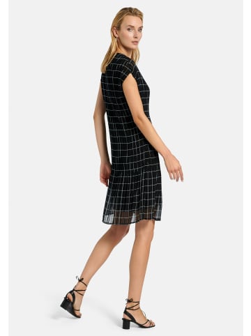 UTA RAASCH Abendkleid Sleeveless dress with check pattern in BLACK/OFFWHITE