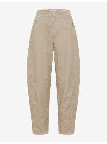 BRAX Megan S Cordhose im Barrel Fit in Dark Ecru
