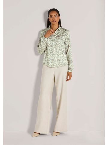 MADELEINE Elegante Viskosebluse mit Knopfleiste in perlweiß / multicolor