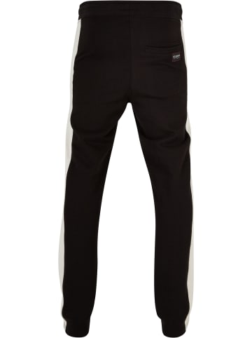 Rocawear Trousers - Sweat in black