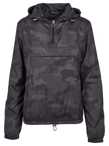 Urban Classics Windbreaker in darkcamo