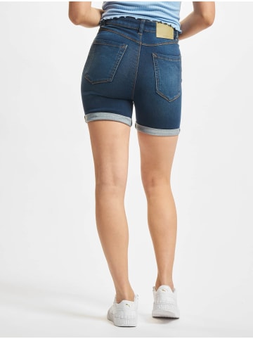 DENIM PROJECT DENIM PROJECT Cargo Shorts in mid blue