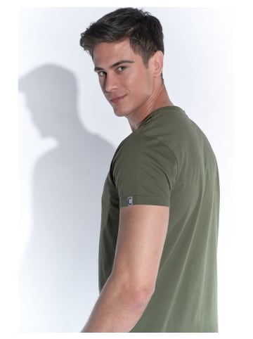 Course Elements V-Ausschnitt-Shirt in khaki