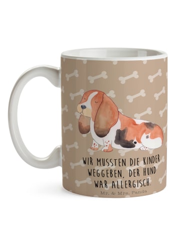 Mr. & Mrs. Panda Kaffeepott Hund Basset Hound mit Spruch in Hundeglück