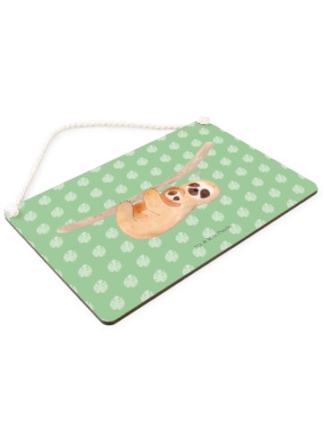 Mr. & Mrs. Panda Holzschild Faultier Kind ohne Spruch in Tropengrün