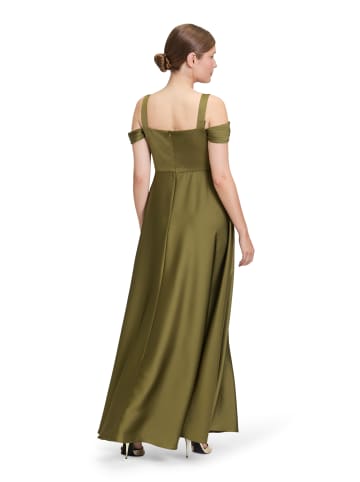 Vera Mont Abendkleid schulterfrei in Shiny Olive