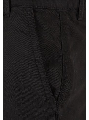 Urban Classics Chino Shorts in schwarz