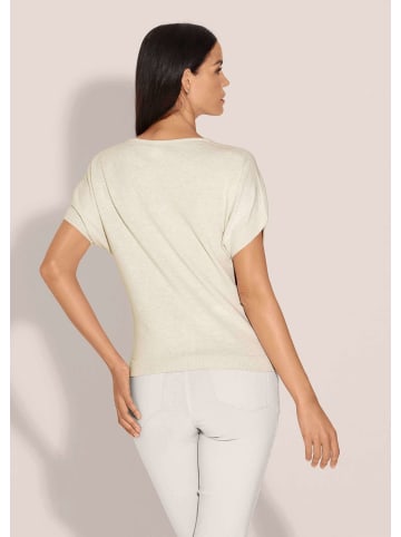 MADELEINE Kurzarm Strickshirt mit Folien-Print in perlweiß / multicolor