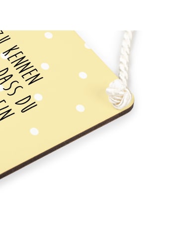 Mr. & Mrs. Panda Schild Avocado Kern rollt mit Spruch in Gelb Pastell