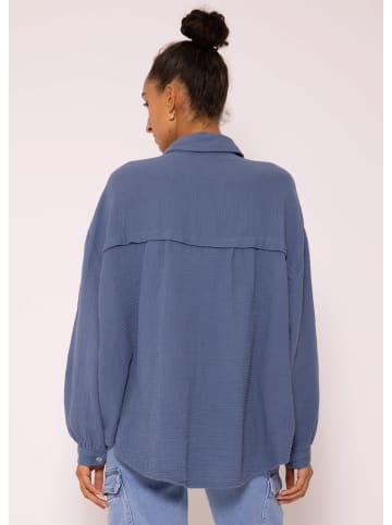 SASSYCLASSY Ultra Oversize Musselin-Blusenhemd kürzere Variante in Jeansblau