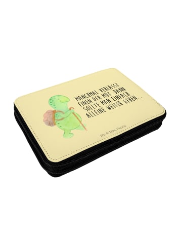 Mr. & Mrs. Panda Bleistiftetui Schildkröte Wanderer mit Spruch in Gelb Pastell