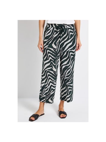 Street One Capri in pine grove green