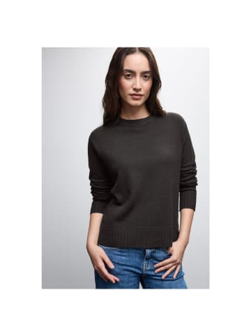 Street One Pullover in darkest brown