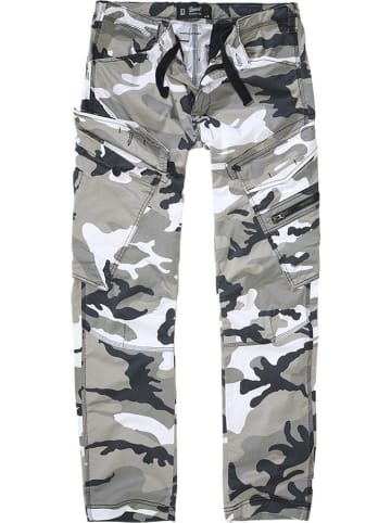Brandit Cargohose "Adven Slim Fit Pants" in Camouflage