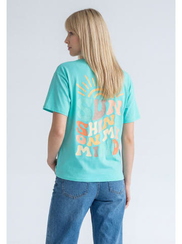 mimo Women T-Shirt in MINT GREEN