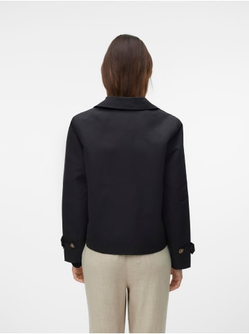 Vero Moda Mantel in Black
