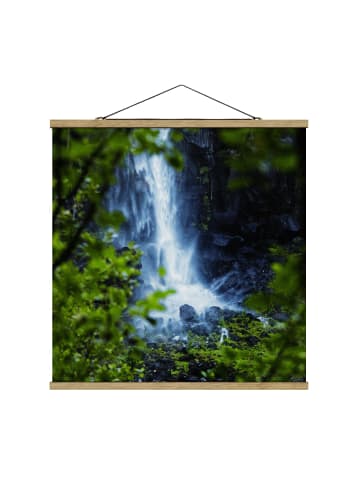 WALLART Stoffbild mit Posterleisten - Blick zum Wasserfall in Grün