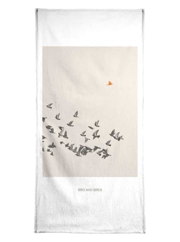 Juniqe Handtuch "Bird And Birds" in Braun & Orange