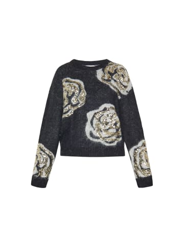 Usha Sweater in black beige