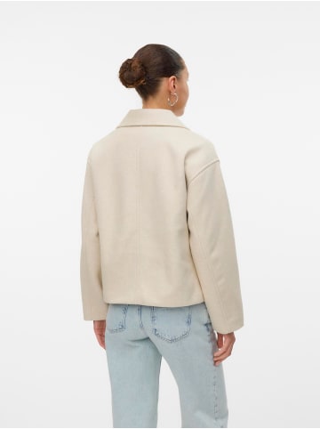 Vero Moda Kurze Jacke in Oatmeal