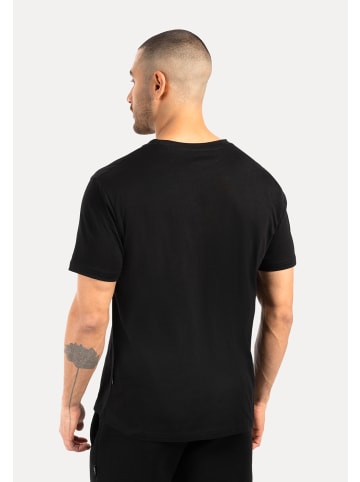 SMILODOX T-Shirt Ilyas in Schwarz