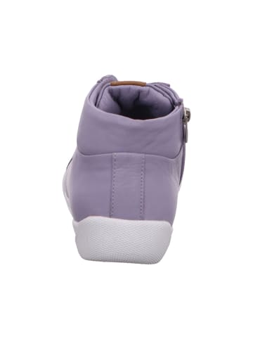 Andrea Conti Stiefel in violett