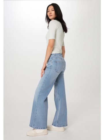 Hessnatur Jeans in light blue