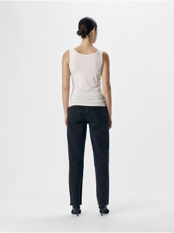 Object Tanktop in White