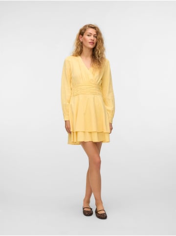 Vero Moda Mehrlagiges Kleid in Golden Haze