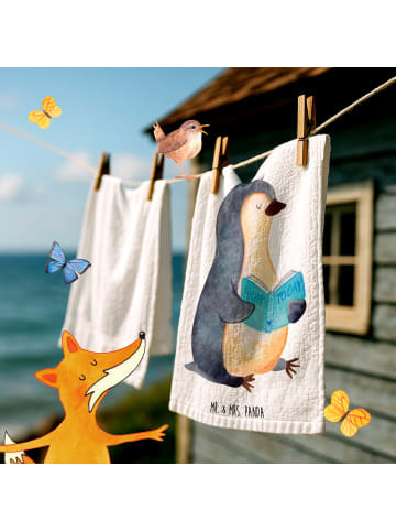 Mr. & Mrs. Panda Handtuch Pinguin Buch ohne Spruch in Weiß