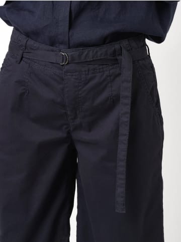 Toni Hose Liv in marine